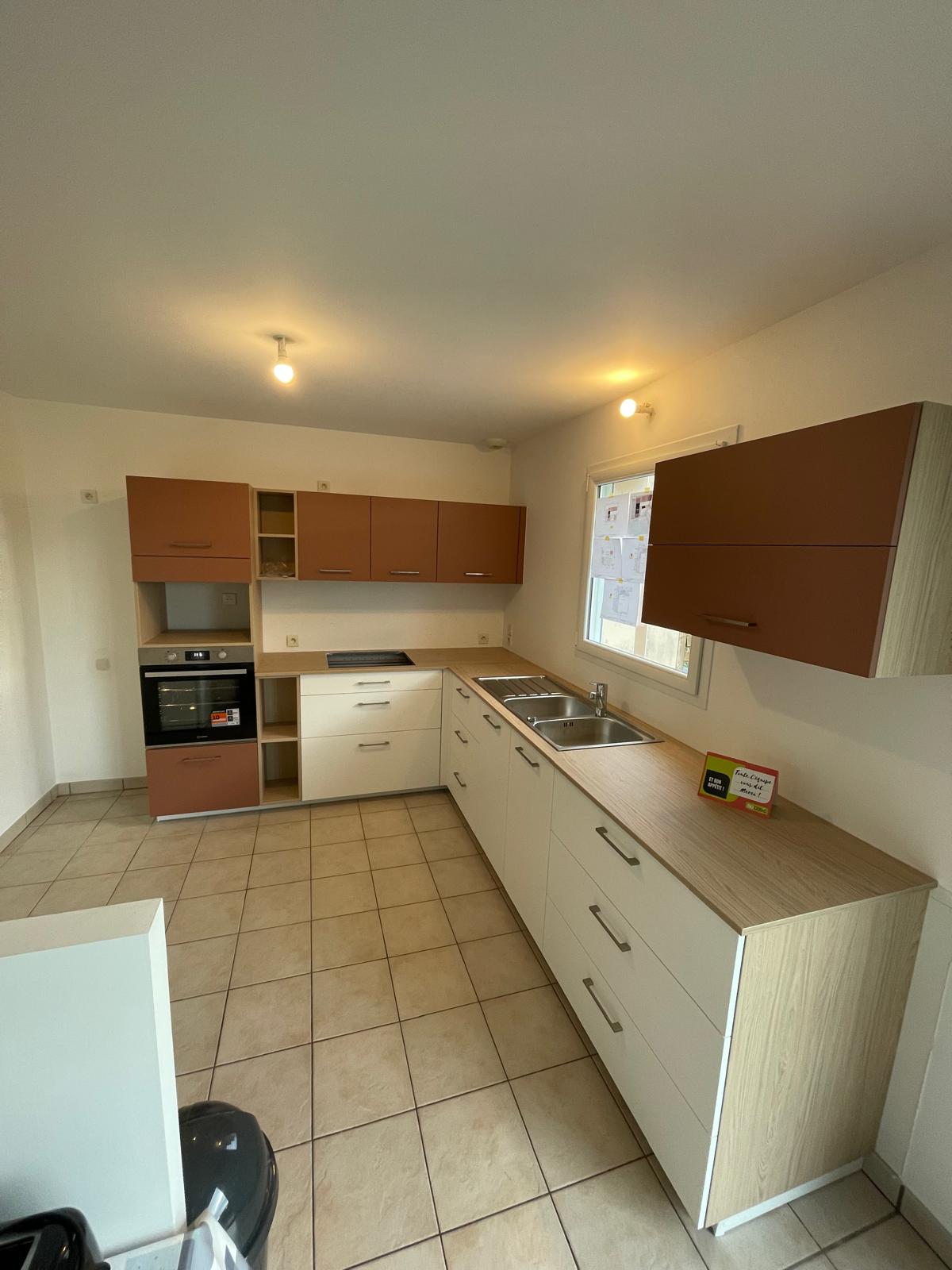 undefined a54834b9-df5a-42d2-843f-59011c8e2a96