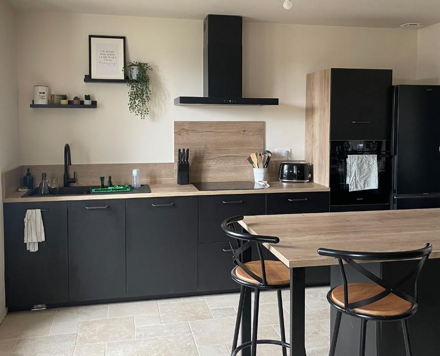 cuisine noir et bois 2