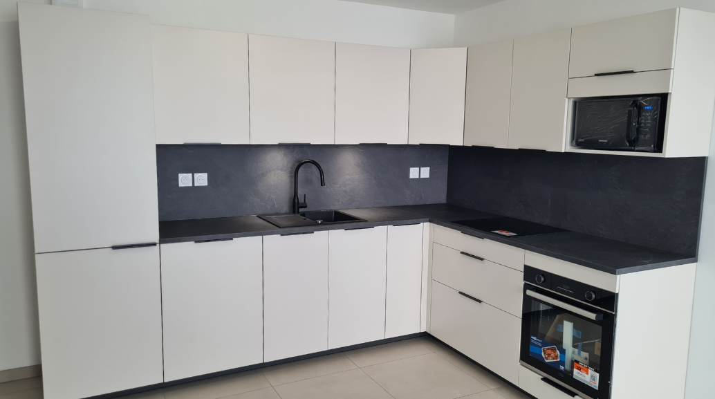 Cuisine en L : Elégante et Fonctionnelle