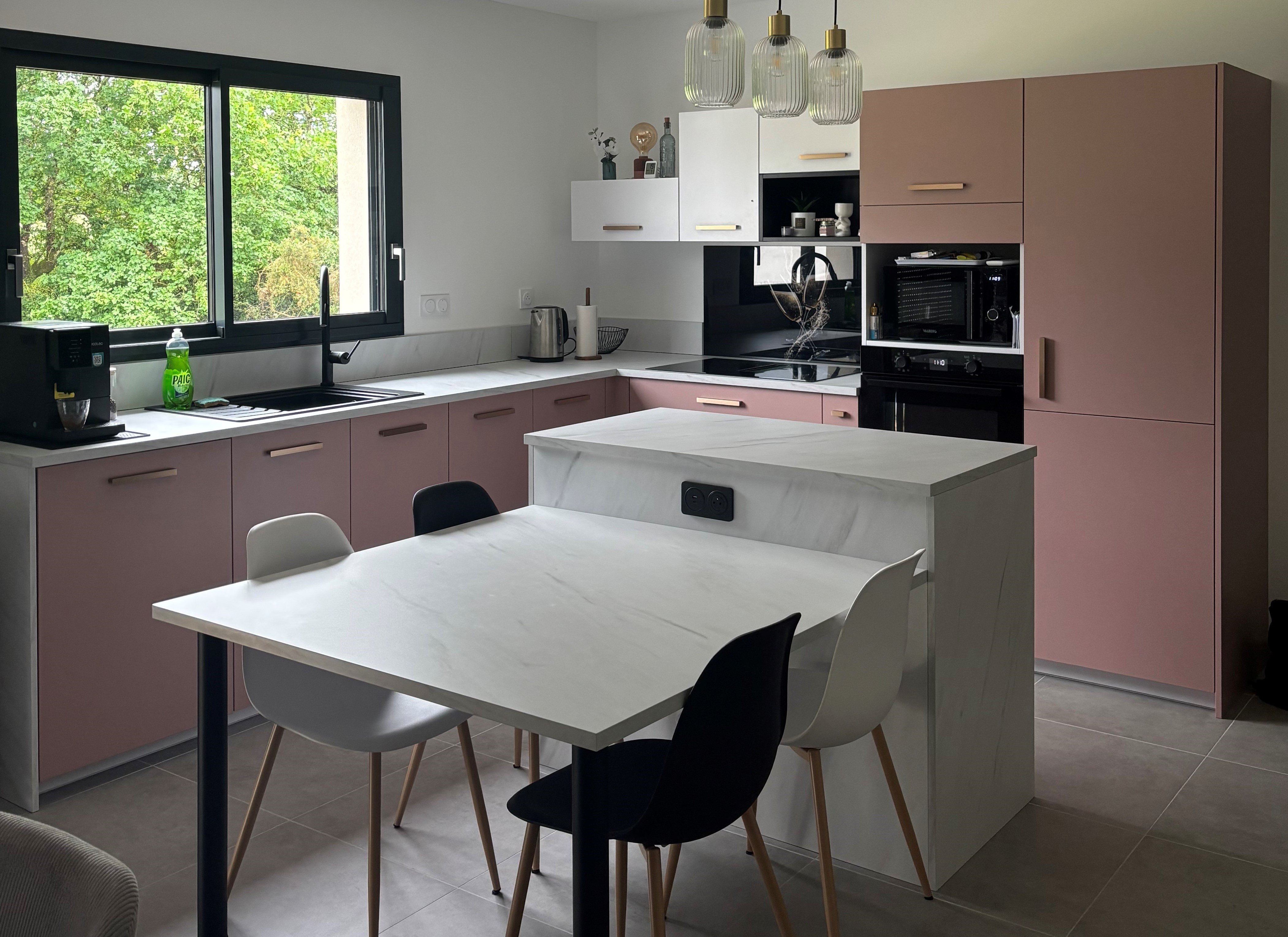 cuisine EQUIPE Adele
