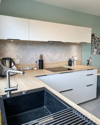 Cuisine%20blanche%20et%20bois%201 Cuisine%20blanche%20et%20bois%201