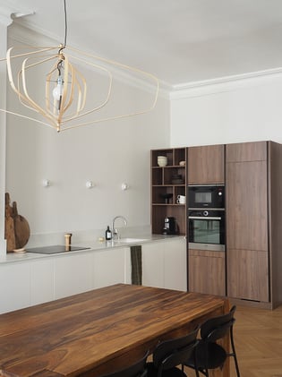 cuisine%20blanc%20vue%20placards%20droite cuisine%20blanc%20vue%20placards%20droite