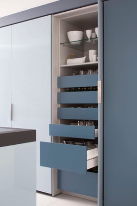 Tiroirs-coulissants-cuisine-perene