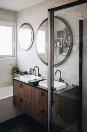 salle-de-bain-bois-blanc-suite-parentale-perene salle-de-bain-bois-blanc-suite-parentale-perene