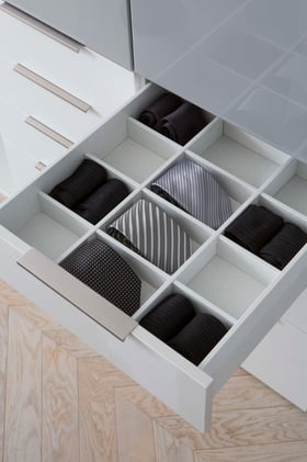 tiroirs-croisillons-dressing-sur-mesure-perene