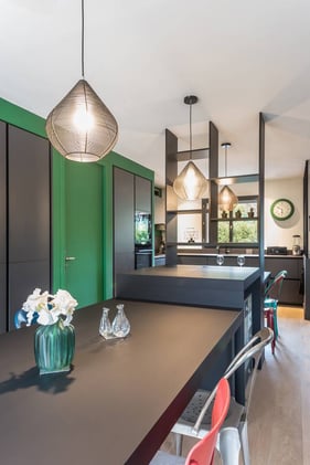 perene-cuisine-moderne-luxe-lyon-agenceur-f%C3%A9nix-carbone