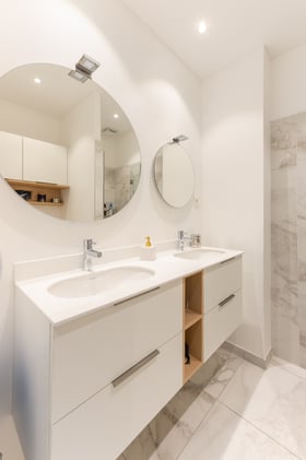 Perene_07-23_35 Perene_07-23_35