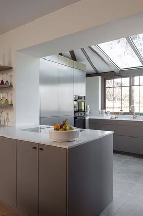 cuisine-perene-tassin-lumineuse-fonctionelle cuisine-perene-tassin-lumineuse-fonctionelle