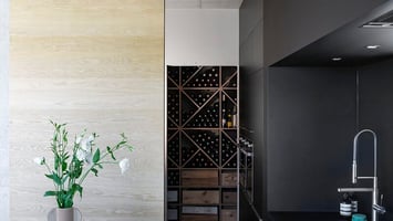 Cave-vin-piece-dediée