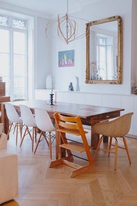 agencement-cuisine-avec-parquet-en-chene