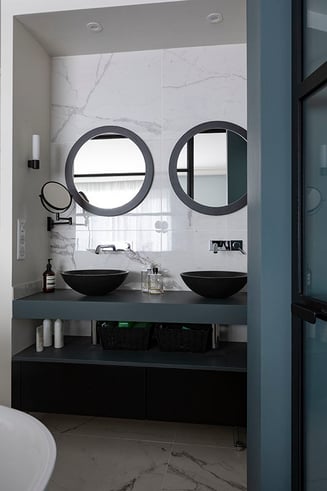 salle-de-bain-effet-marbre-blanc-perene-lyon6